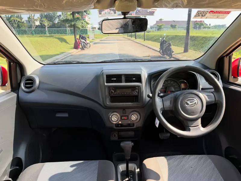Daihatsu Ayla 1.0 M 2017, foto 15