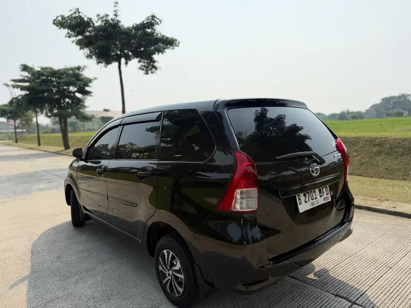 Daihatsu Xenia 1.0 D 2015, foto 4