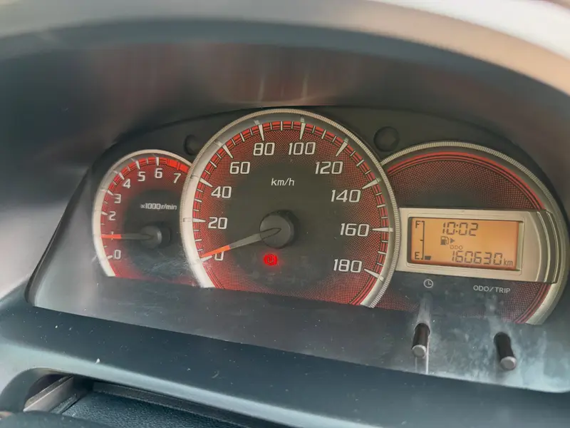Daihatsu Xenia 1.0 D 2015, foto 12