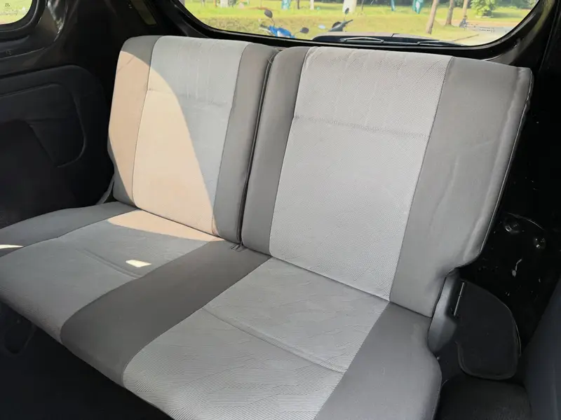 Daihatsu Xenia 1.0 D 2015, foto 17