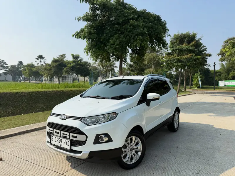 Ford EcoSport Titanium Sunroof 2015