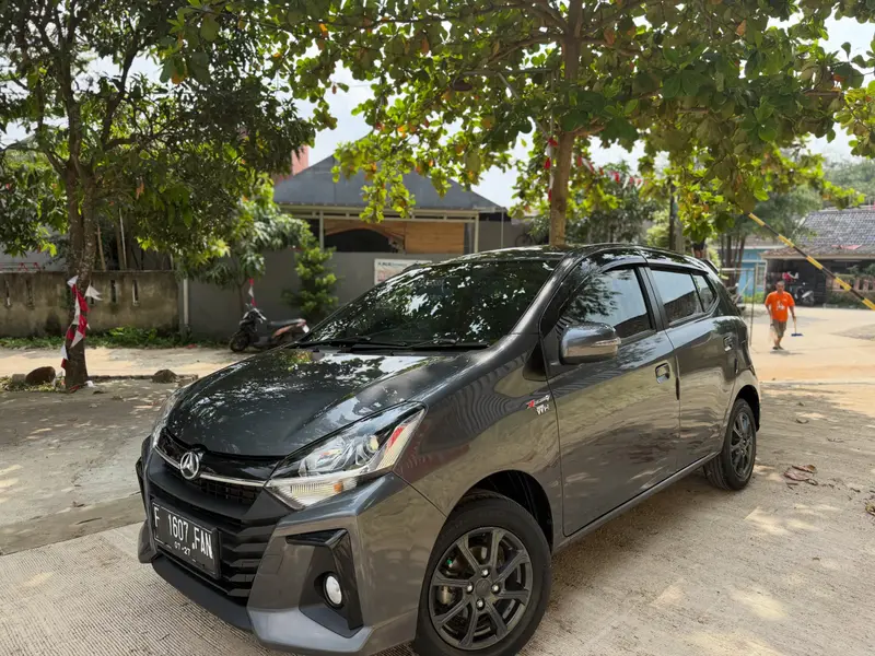 Daihatsu Ayla 1.0 X 2022