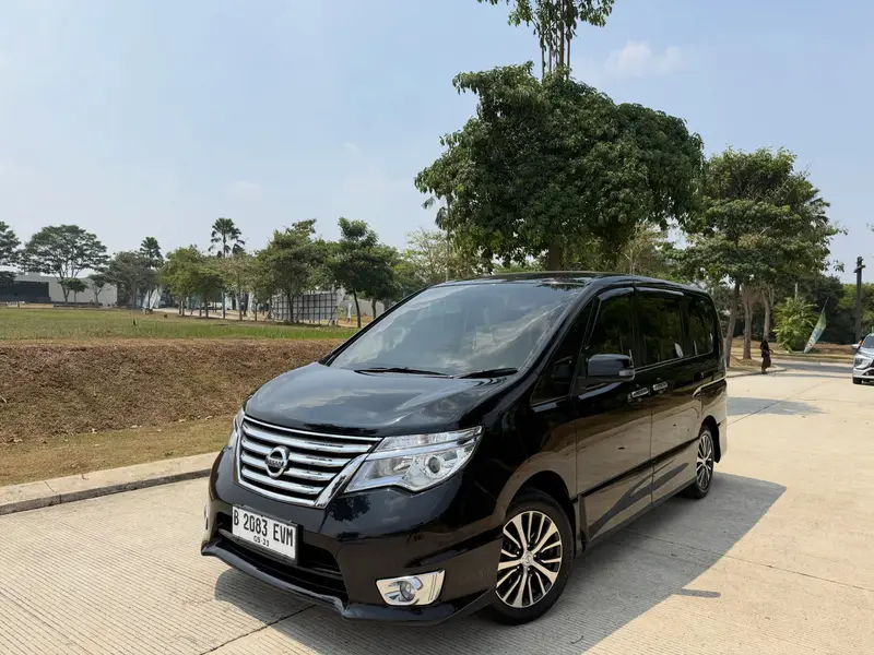 Nissan Serena HWS 2015