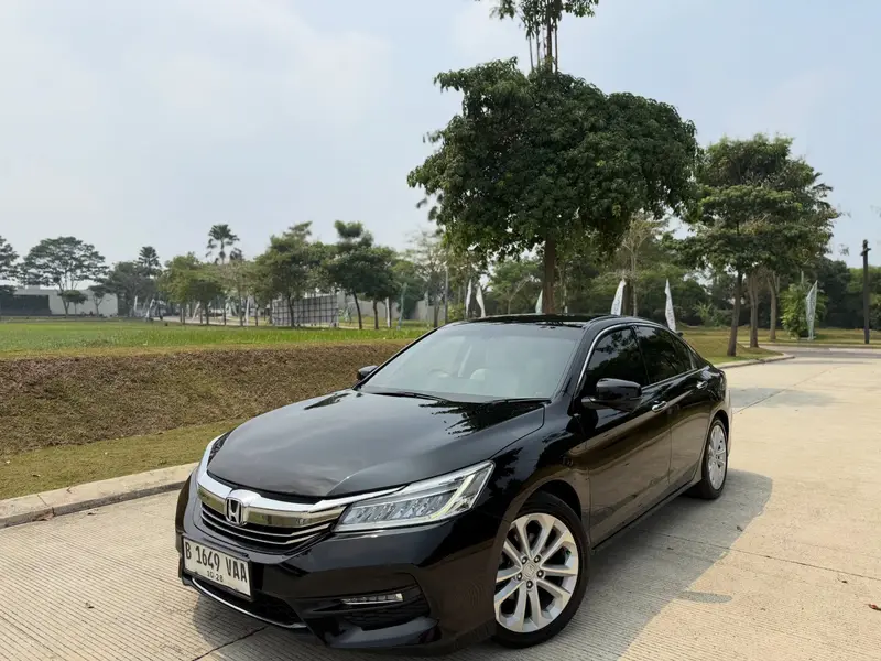 Honda Accord 2.4 VTIL 2018